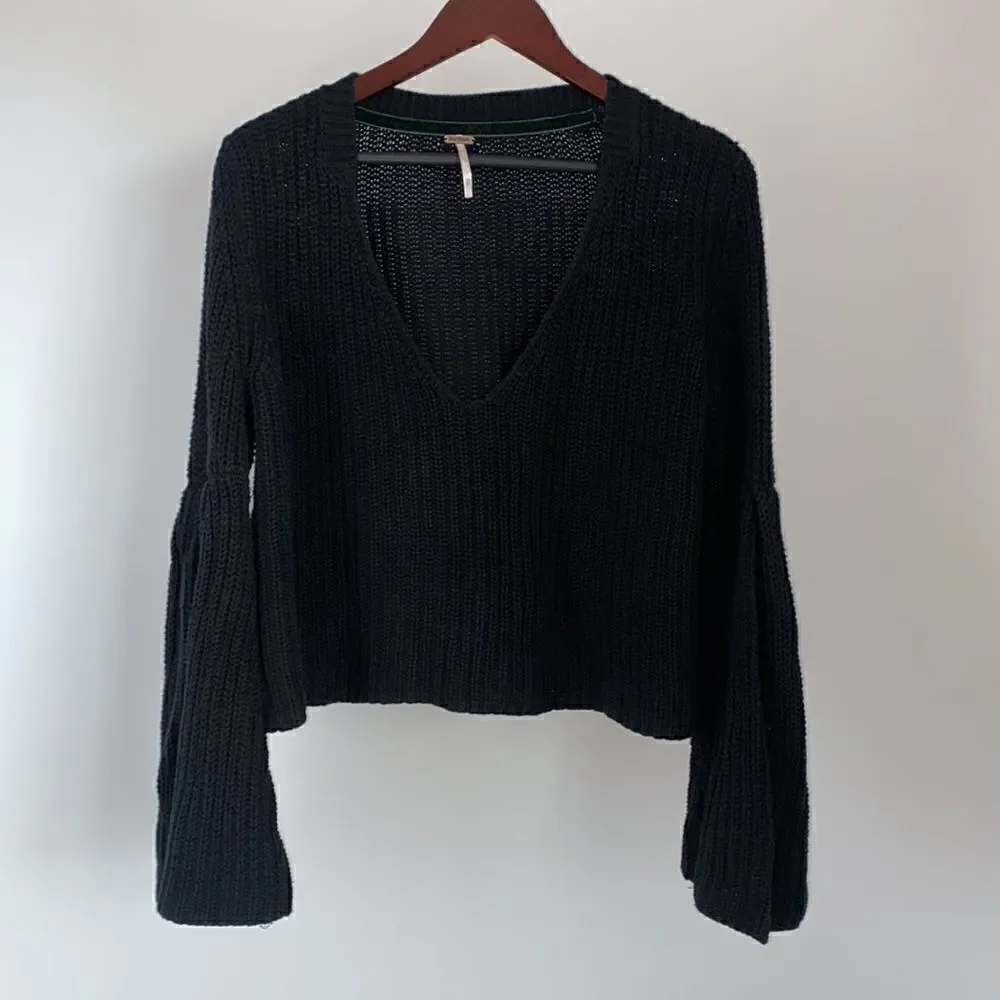 Free People Damsel Cable Knit Pullover Black Sweater Bell Sleeves Oversized XS